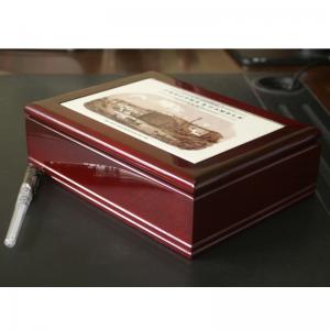 กล่องกระเบื้องเคลือบ