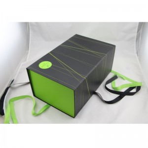 แม่เหล็กพับกล่องของขวัญบรรจุภัณฑ์กระดาษด้วยริบบิ้น