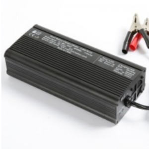 เครื่องชาร์จแบตเตอรี่สำหรับ 12.8V 25.6Volt 38.4Volt 51.2V LiFePo4 แบตเตอรี่