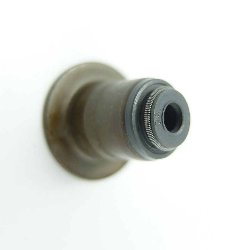 กรณีโลหะ viton วาล์วยางต้นกำเนิดน้ำมันตราซีลยางสำหรับ Xichai 81D เครื่องยนต์