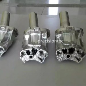 ผลิตโลหะ