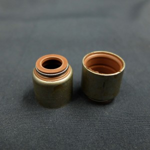 ขนาดที่กำหนดเองชิ้นส่วนยางรถยนต์ซีลก้านวาล์วน้ำมัน SKF ซีลน้ำมันสำหรับเครื่องยนต์รถบรรทุก