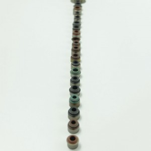 ขนาดต่างๆ OEM วาล์ว Stem ซีลน้ำมันตราสำหรับเครื่องยนต์อัตโนมัติและรถจักรยานยนต์