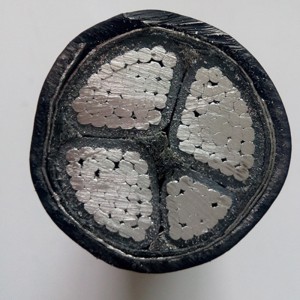 แรงดันไฟฟ้าต่ำ 3 เฟส 4 แกน 70mm2 สายไฟหุ้มเกราะที่มีรายการราคา