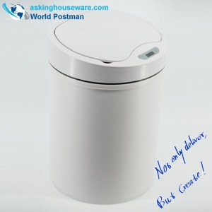 ถังขยะอุปนัยอัตโนมัติ AKbrand พร้อมที่ชาร์จไฟฟ้าสีเทาขนาด 15 ลิตร