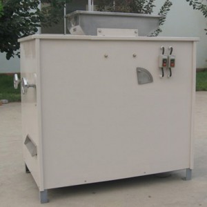 เครื่องปอกเปลือกถั่วลิสงแห้ง