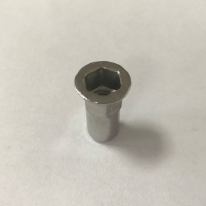 น็อตหมุดย้ำปิดท้าย