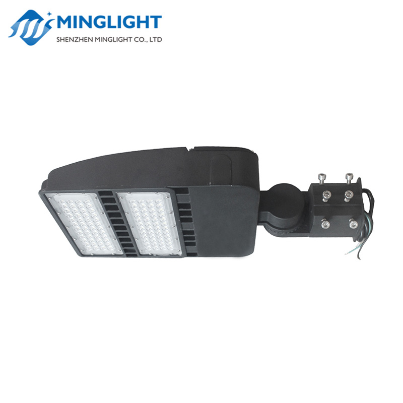 ที่จอดรถ LED / Flood Light FL80 80W