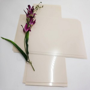 ที่มีคุณภาพสูง 0.5mm สี apricot สัตว์เลี้ยงแผ่นโพลีเอสเตอร์พลาสติกแข็งสำหรับเฟอร์นิเจอร์ของ