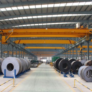 เครนเหนือศีรษะคานคู่แบบยุโรป