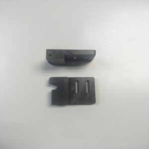 การรักษาพื้นผิวออกซิเดชันสีดำการตัดชิ้นงานโลหะด้วยลวด