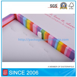 กล่องใส่เครื่องประดับแบบมีฟอง