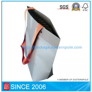 กระเป๋าช้อปปิ้งเสื้อผ้าแบรนด์ระดับไฮเอนด์ที่มีการออกแบบที่กำหนดเอง