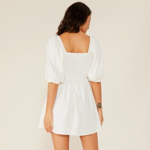 Oem เสื้อผ้า Vestidos เรียบง่ายสบาย ๆ จีบเดรสสั้นผ้าชีฟองสีขาวลูกไม้