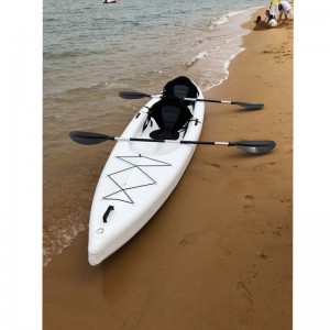 ที่กำหนดเองที่นั่งคู่เรือคายัคพอง makde ในประเทศจีน