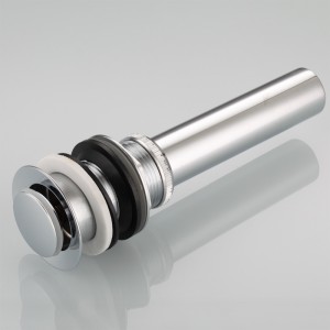 อ่างล้างจานในห้องน้ำมีอ่างอาบน้ำแบบแยกขยะ