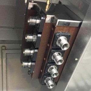 โรงงานจีนกลึงและกัดเครื่องกลึง CNC