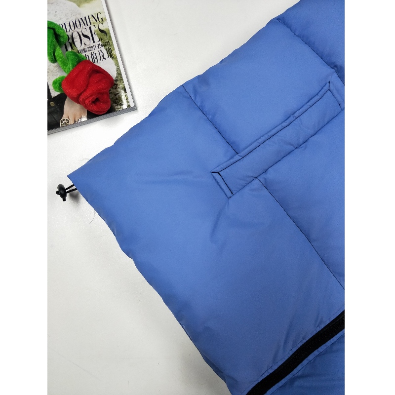 เสื้อกล้ามสีน้ำเงินสำหรับบุรุษ RLMV0001