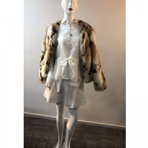 เสื้อโค้ทขนสัตว์คอลเลคชั่นสำหรับสุภาพสตรี RLWF0017