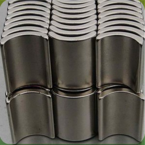 เครื่องกำเนิดไฟฟ้าแม่เหล็กถาวร 100kw arc แม่เหล็ก