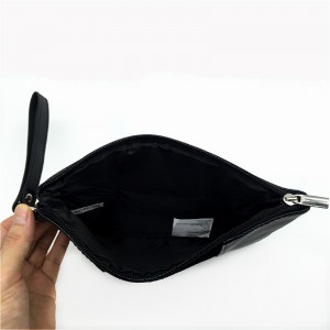 กระเป๋าเครื่องสำอาง