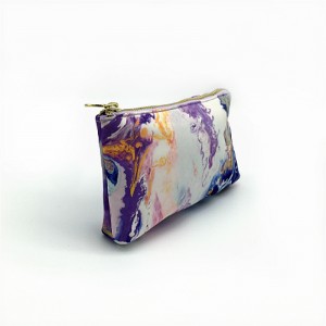 กระเป๋าเครื่องสำอางแบน