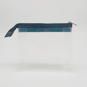 กระเป๋าเครื่องสำอาง VICHY EVA