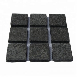 หินบะซอลต์สีดำธรรมชาติ