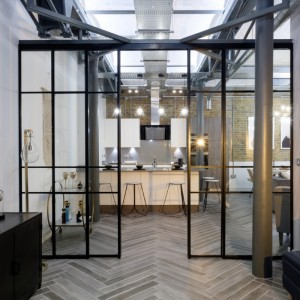 ประตูบานเลื่อนแคบ