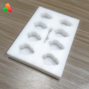 แม่พิมพ์ที่กำหนดเองตายตัดแพ็ค epe ภายในโฟมกันกระแทกที่มีสีสัน epe โฟมแทรกสำหรับบรรจุภัณฑ์ขวดไวน์วัสดุ