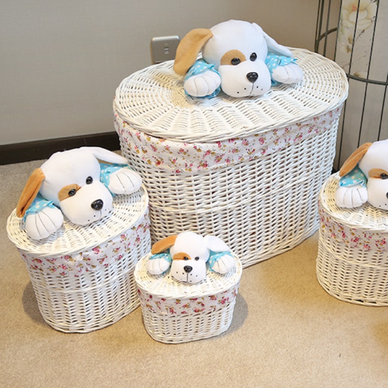 ตะกร้าผ้าคลุมด้วยหวาย