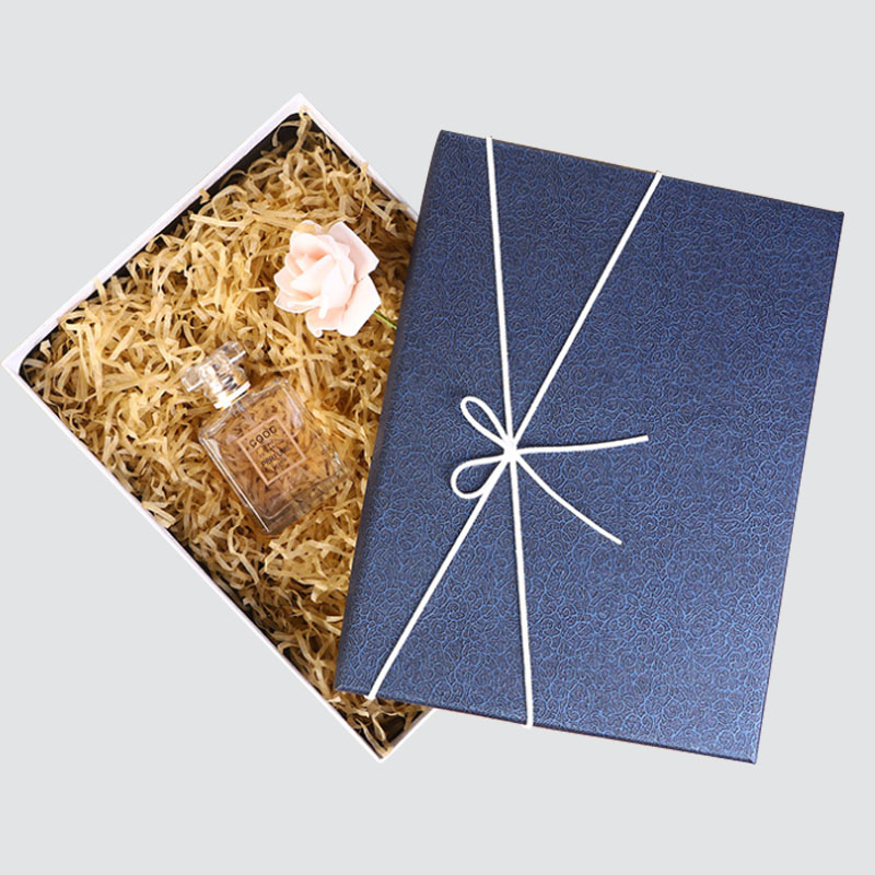 เสื้อผ้าสไตล์เรียบง่ายขนาดกล่องหมวกตกแต่งโบว์ผูกกล่องของขวัญ