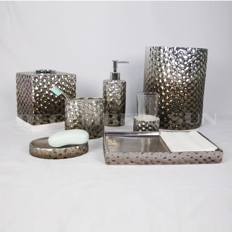 2019 ขายชุดอุปกรณ์ห้องน้ำเซรามิกอย่างดี