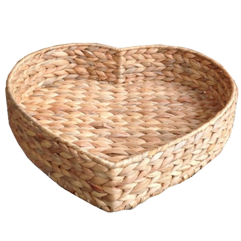 ตะกร้าผักตบชวารูปหัวใจ