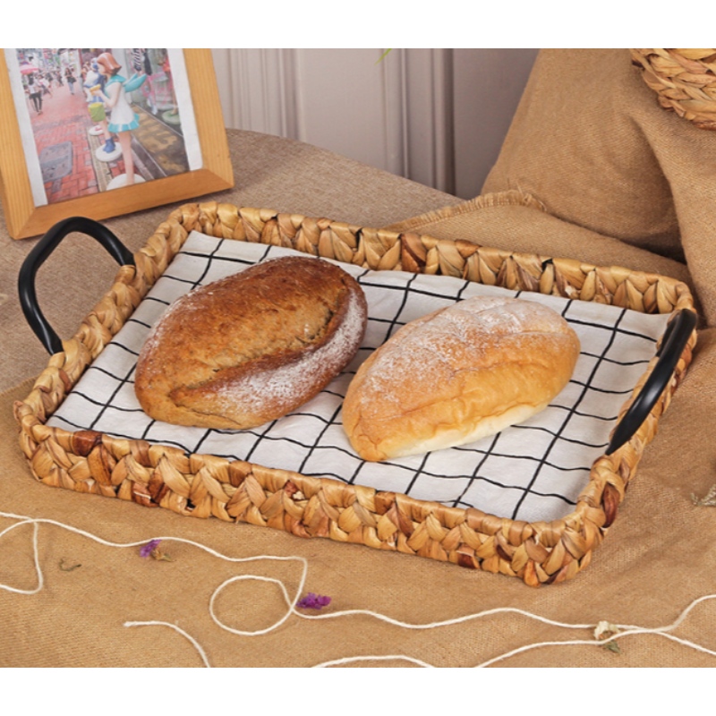 ถาดโชว์ผักตบชวา