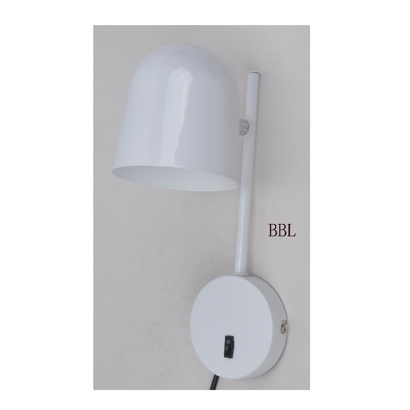 โคมไฟติดผนังด้วยเฉดสีโลหะที่หมุนได้