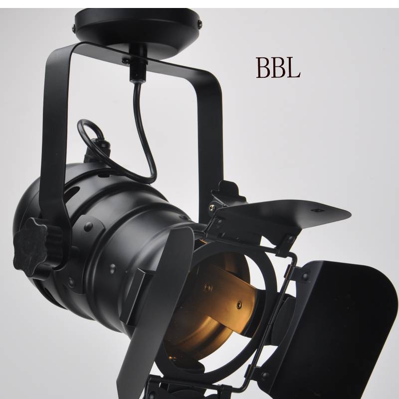 ไฟจุดภาพยนตร์ -1 พร้อมฝาปิดและตัวยึด U สามารถปรับทิศทางได้