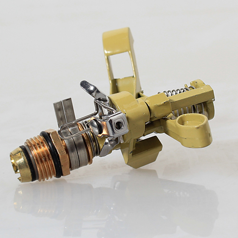 หัวฉีดโลหะชลประทาน