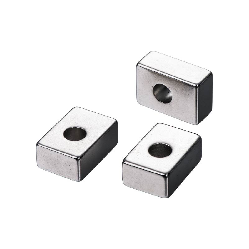 อุณหภูมิสูงที่แข็งแกร่งแม่เหล็กซาแมเรียมโคบอลต์เครื่องยนต์ที่กำหนดเอง