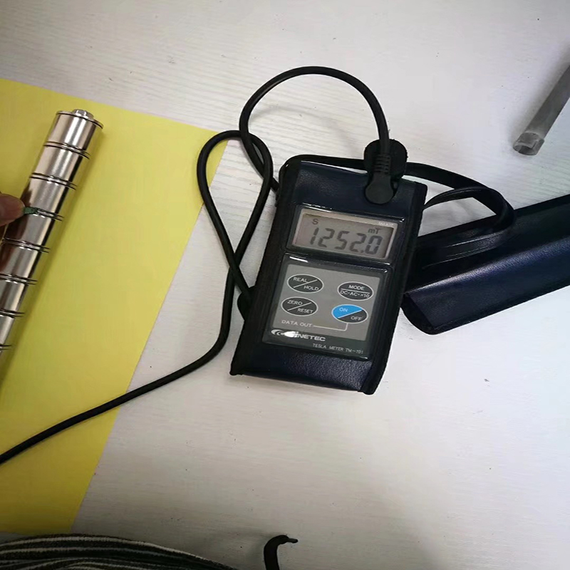 ซุปเปอร์แข็งแกร่ง NdFeB แม่เหล็กบาร์ 14000Gs SUS316 ด้ายสแตนเลสติดตั้งง่าย