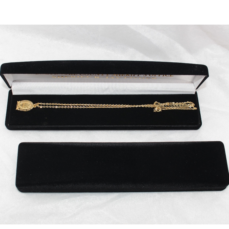 D-11 ที่กำหนดเองขายส่งกล่องกำมะหยี่สีดำสำหรับป้าย & สร้อยคอ