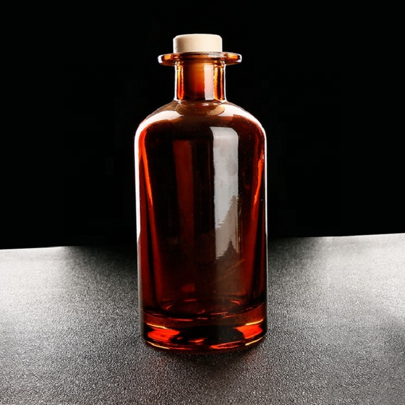 ขวดแก้วกระจายกลิ่นกกสีคุณภาพสูง