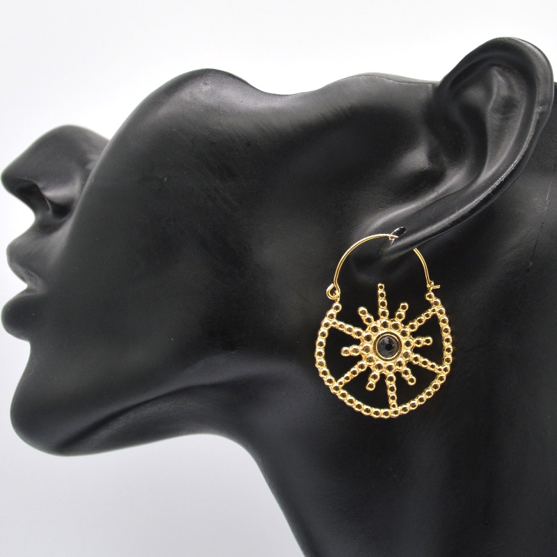 เครื่องประดับชุบทองสตรีสไตล์โบฮีเมียนวินเทจดอกไม้สีดำโมราต่างหูจีนโรงงานแปรรูปเครื่องประดับ Ruifanbao