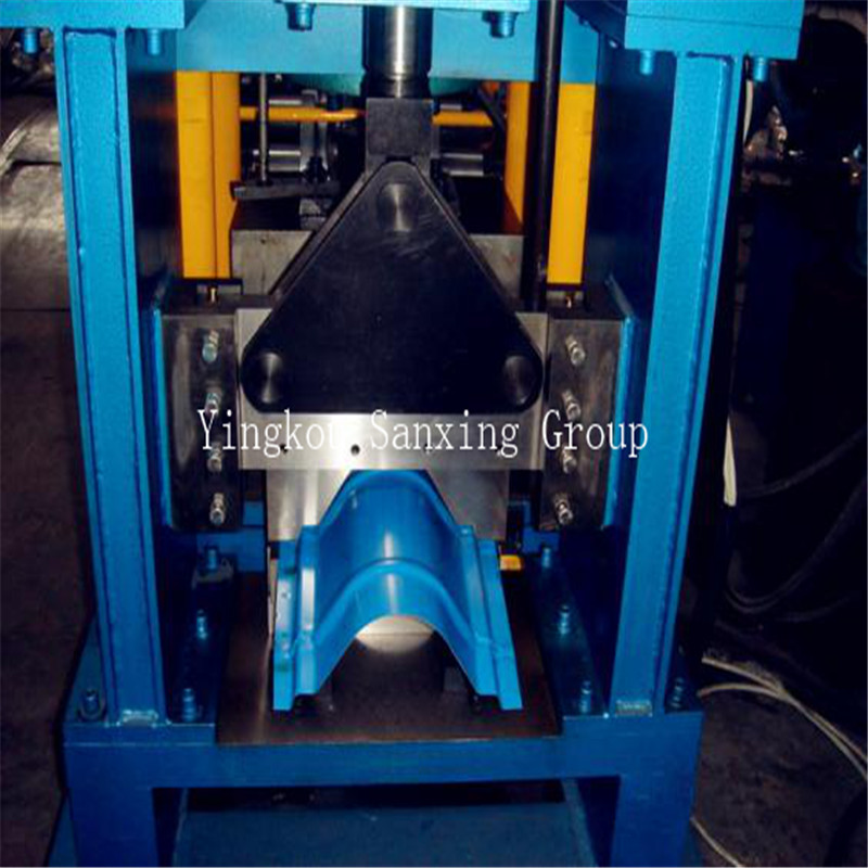 กระเบื้องเคลือบลูกฟูกลูกกลิ้งเครื่องขึ้นรูป