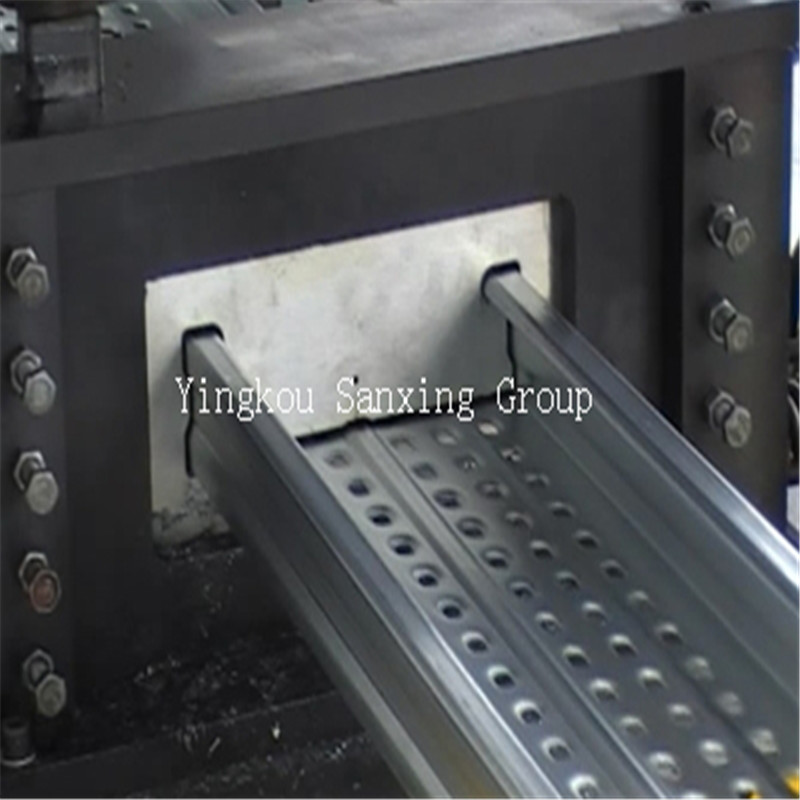 สายการผลิตเหล็กกรอบแสง