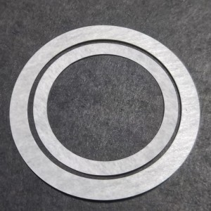 กระดาษฉนวนทนไฟและป้องกันการฉีกขาดกระดาษอะรามิด DMD สีขาวกระดาษฉนวนรอบอุณหภูมิสูงการประมวลผลแบบกำหนดเอง 0.15 มม.