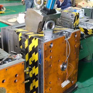 ผู้ผลิตชิ้นส่วนพลาสติกอุตสาหกรรมที่กำหนดเองแบบมืออาชีพ