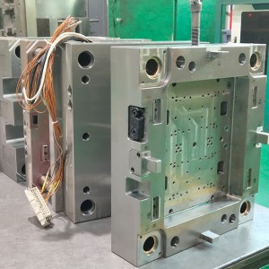 การฉีดขึ้นรูปชิ้นส่วนพลาสติกอุตสาหกรรม