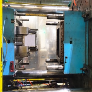 การออกแบบแม่พิมพ์ที่แม่นยำใบรับรอง ISO ต้นแบบชิ้นส่วนพลาสติกรถยนต์สำหรับเครื่องจักร