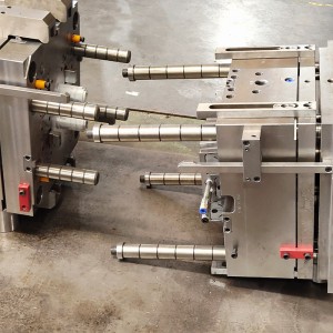 ผลิตภัณฑ์ที่ขายดีที่สุดมันวาวสูงผู้ผลิตจีนเครื่องดูดฝุ่นรถยนต์แม่พิมพ์พลาสติก